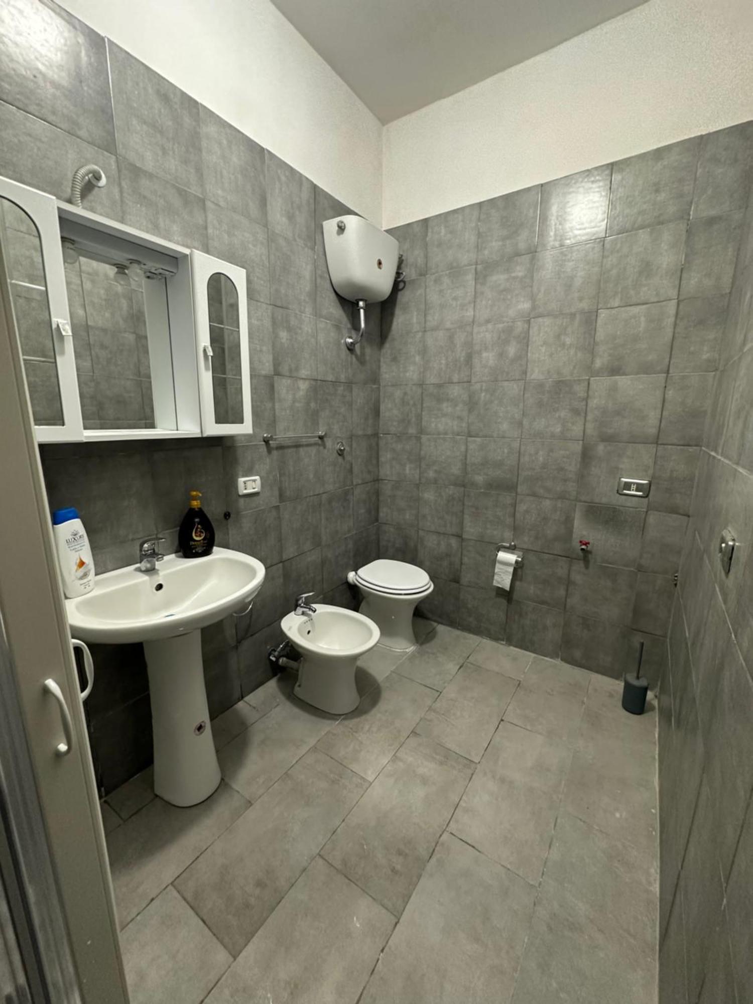 Holiday House Clara&Vincenzo Naples Extérieur photo